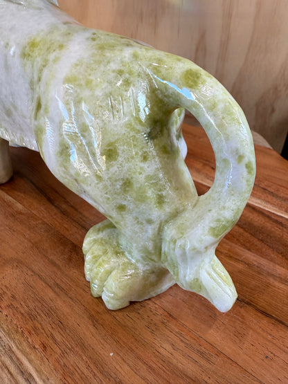 YELLOW AND WIHTE JADE LION  3kg & 627grams