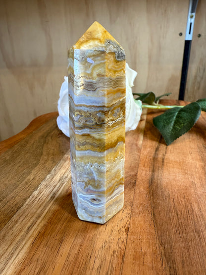 CRAZY LACE AGATE POINT
