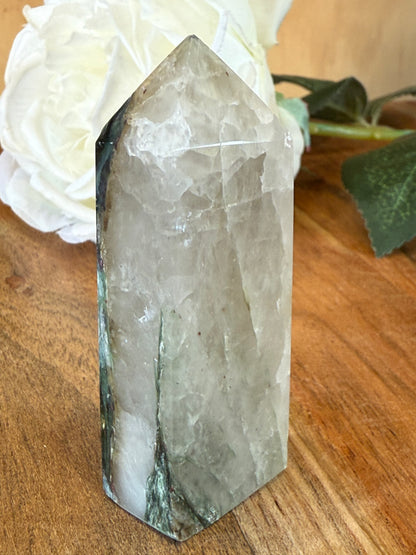 GREEN MICA POINT