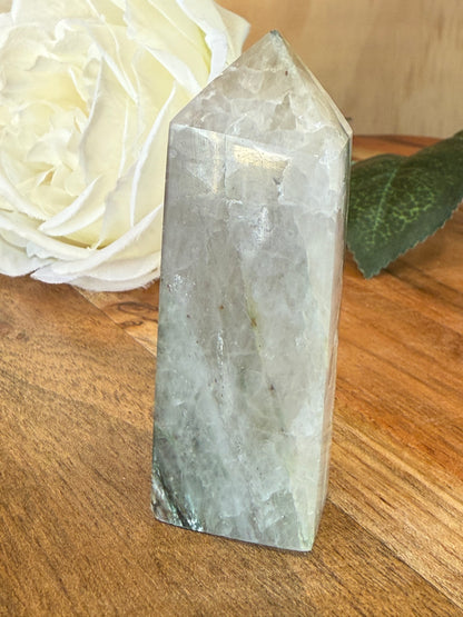 GREEN MICA POINT