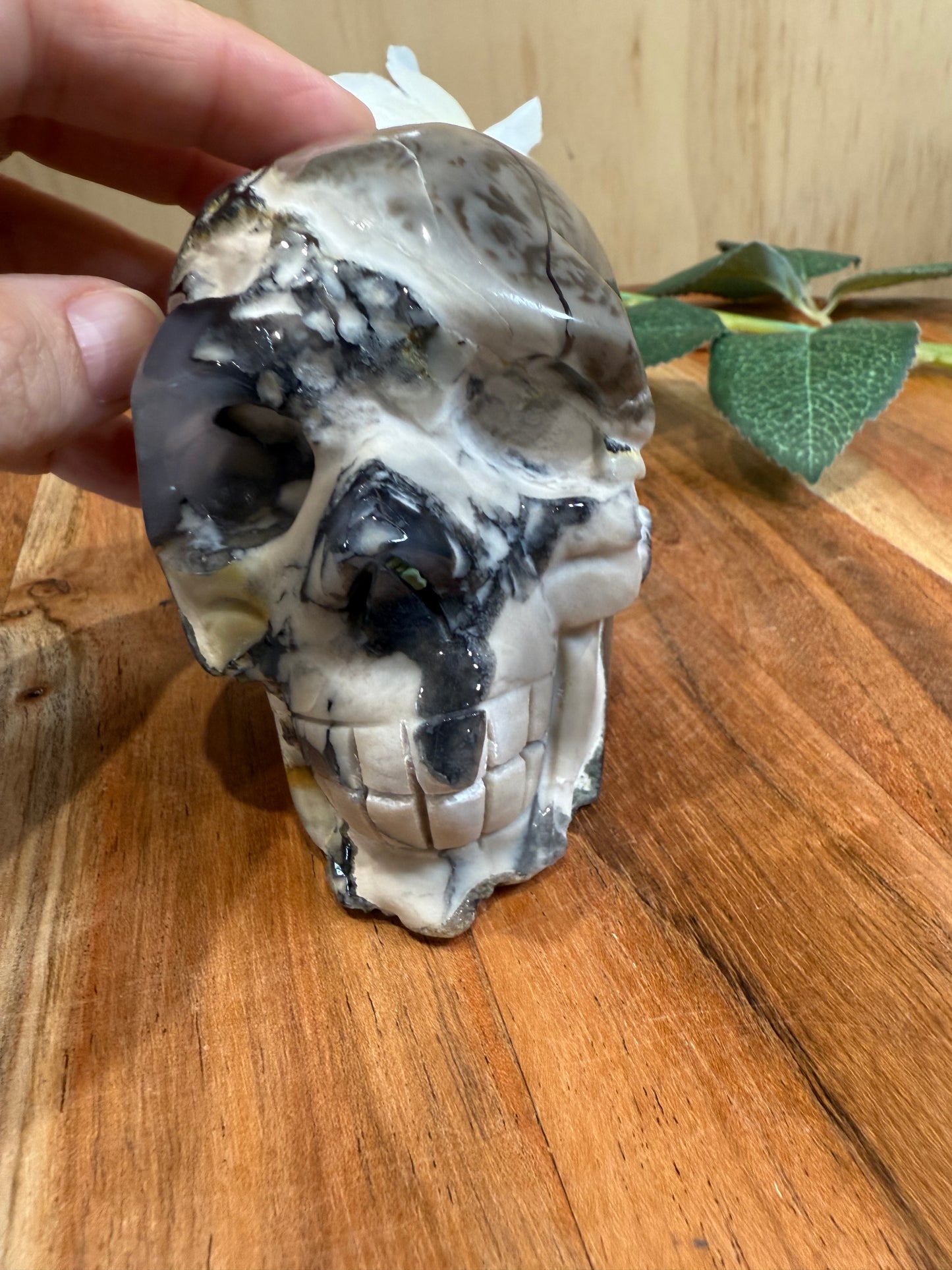 VOLCANO AGATE SKULL