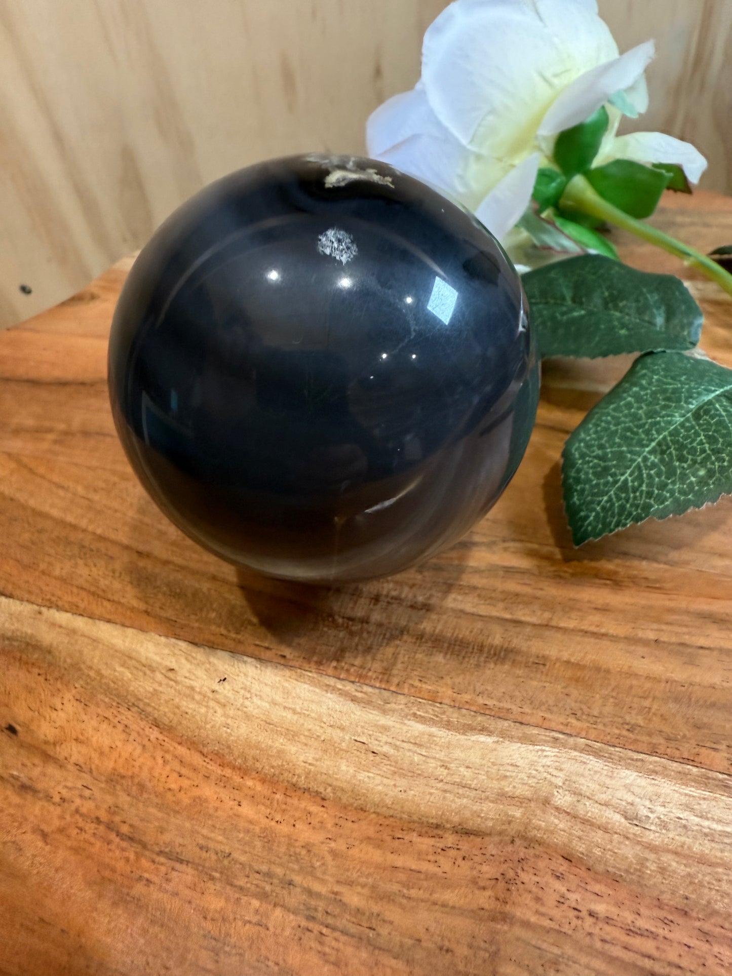 VOLCANO AGATE SPHERES