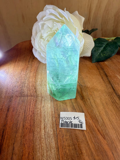 FLUORITE TOWER/POINTS
