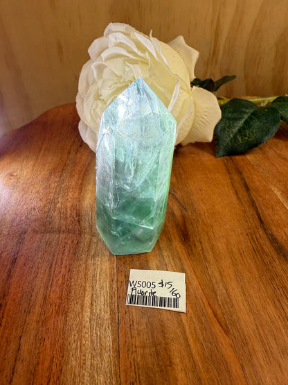 FLUORITE TOWER/POINTS