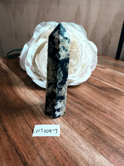 PERUVIAN SERPENTINE POINTS
