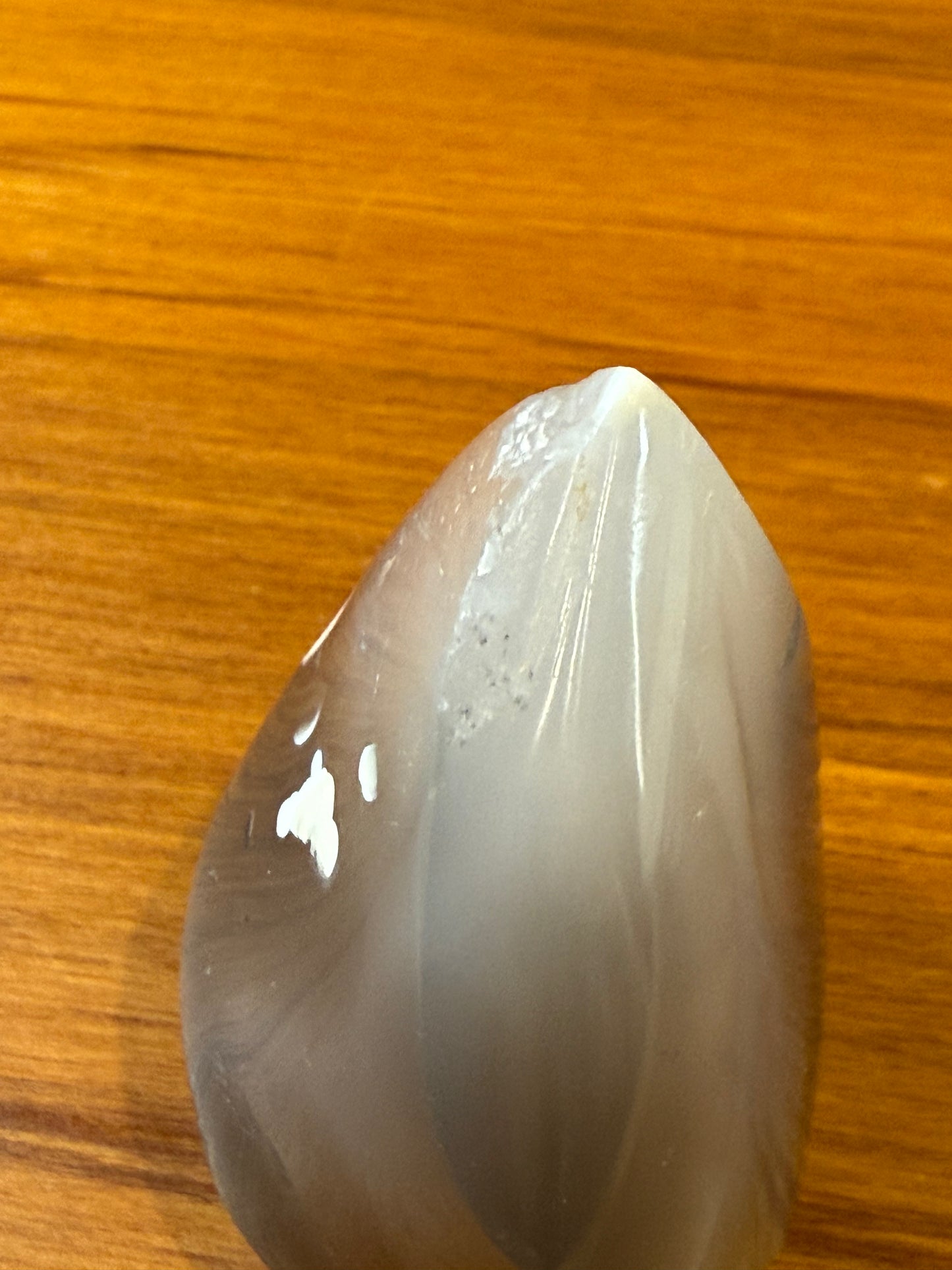 ORCA AGATE FLAME (HAS CHIP)