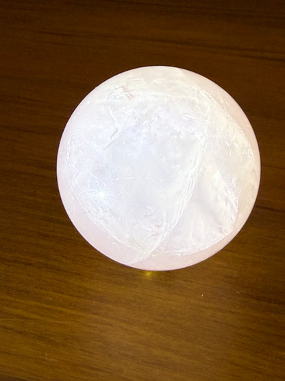 ROSE QUARTZ SPHERE (WEE STAR)