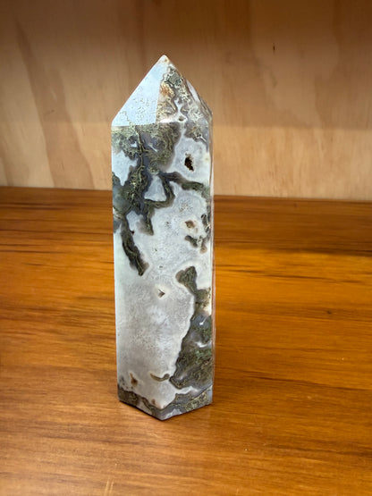 AGATE MOSS TOWER NEARLY 1KG!!!