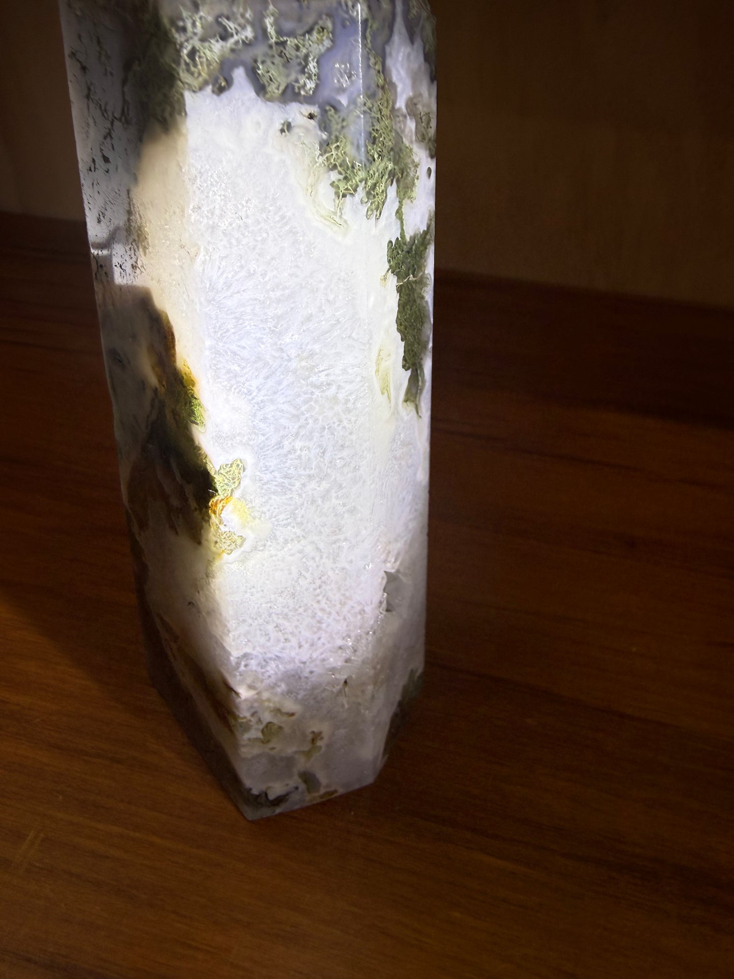 AGATE MOSS TOWER NEARLY 1KG!!!