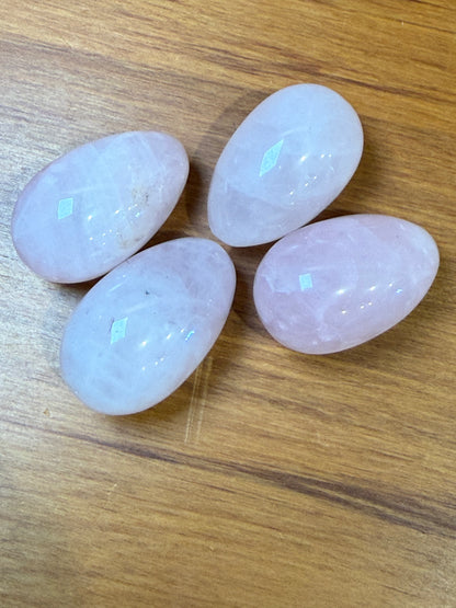 CRYSTAL EGGS (SMALL/MEDIUM)