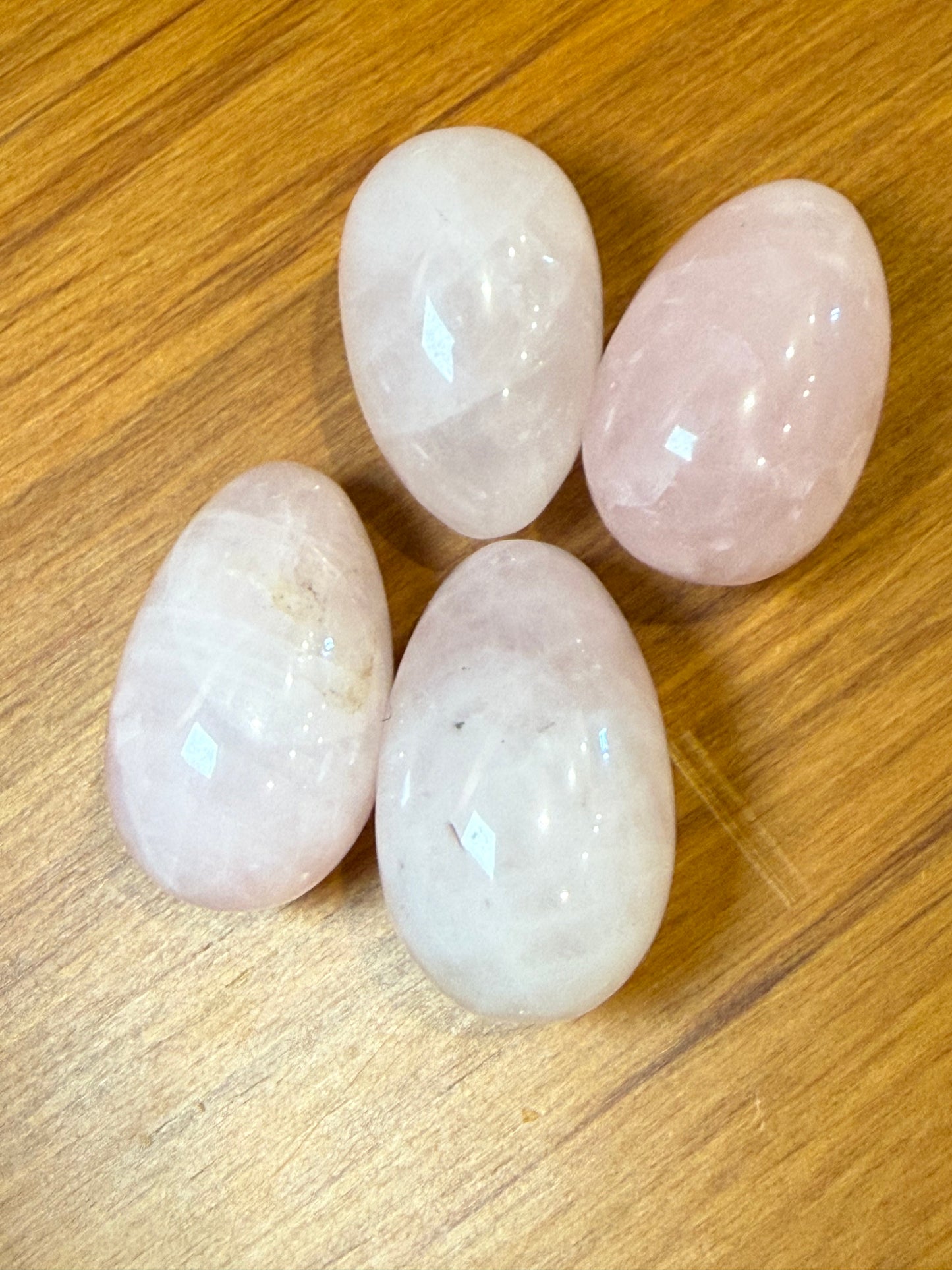 CRYSTAL EGGS (SMALL/MEDIUM)