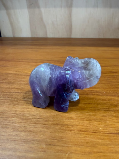 AMETHYST ELEPHANT (MEDIUM)