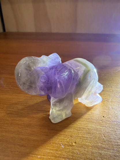 AMETHYST ELEPHANT (MEDIUM)