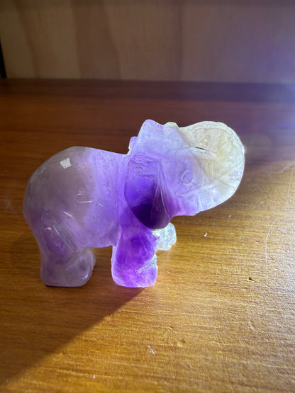AMETHYST ELEPHANT (MEDIUM)
