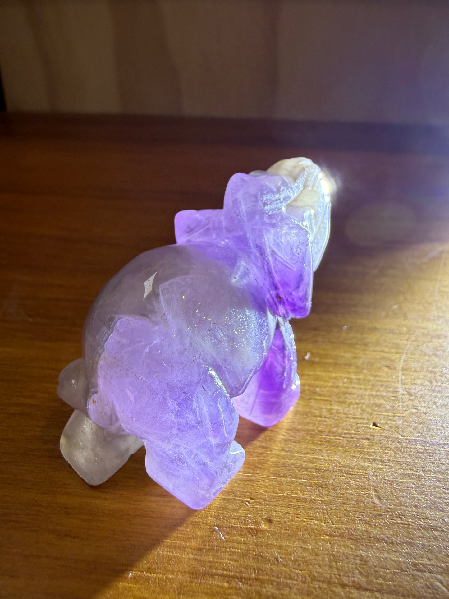 AMETHYST ELEPHANT (MEDIUM)