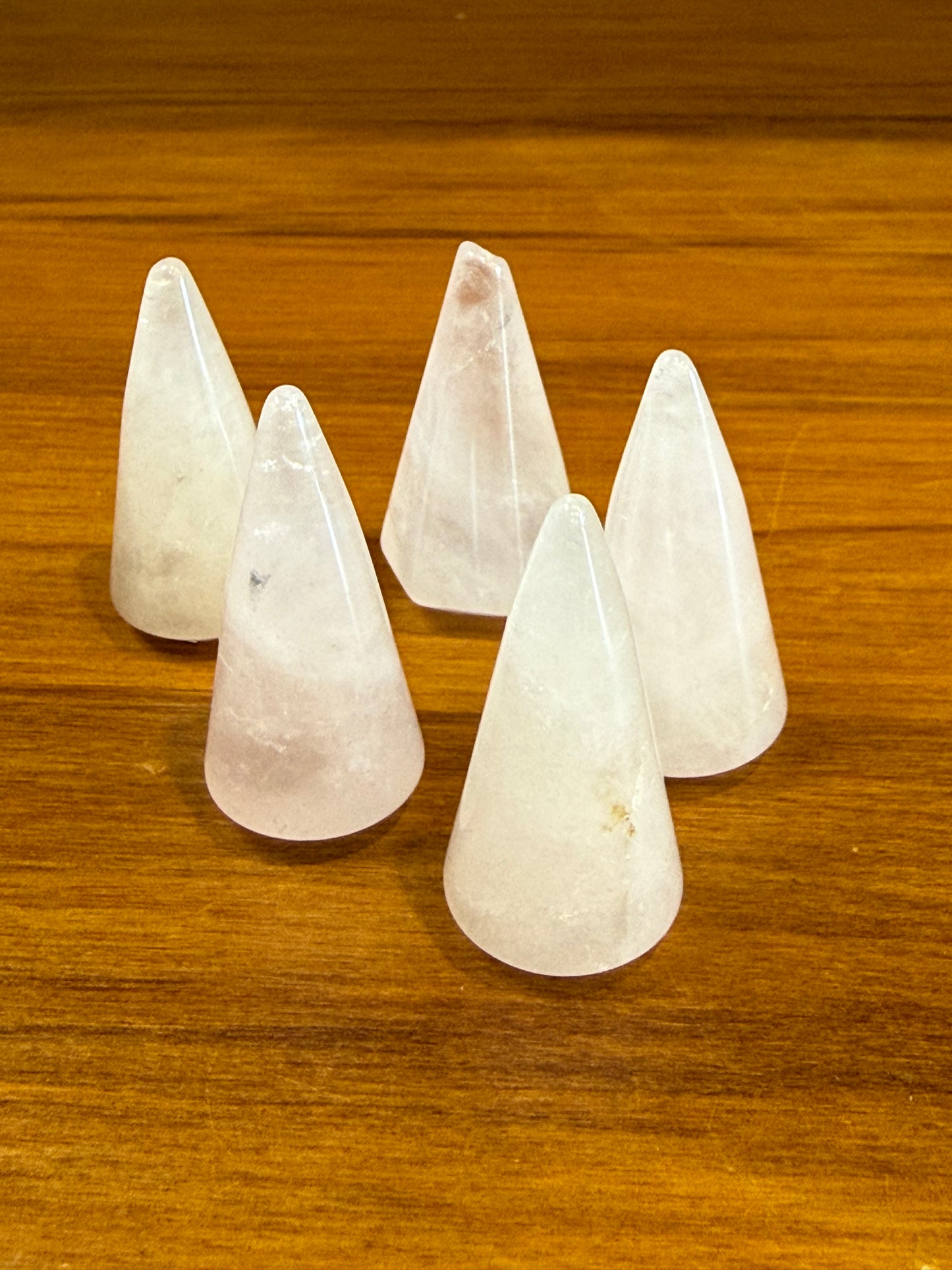 CRYSTAL RING HOLDERS