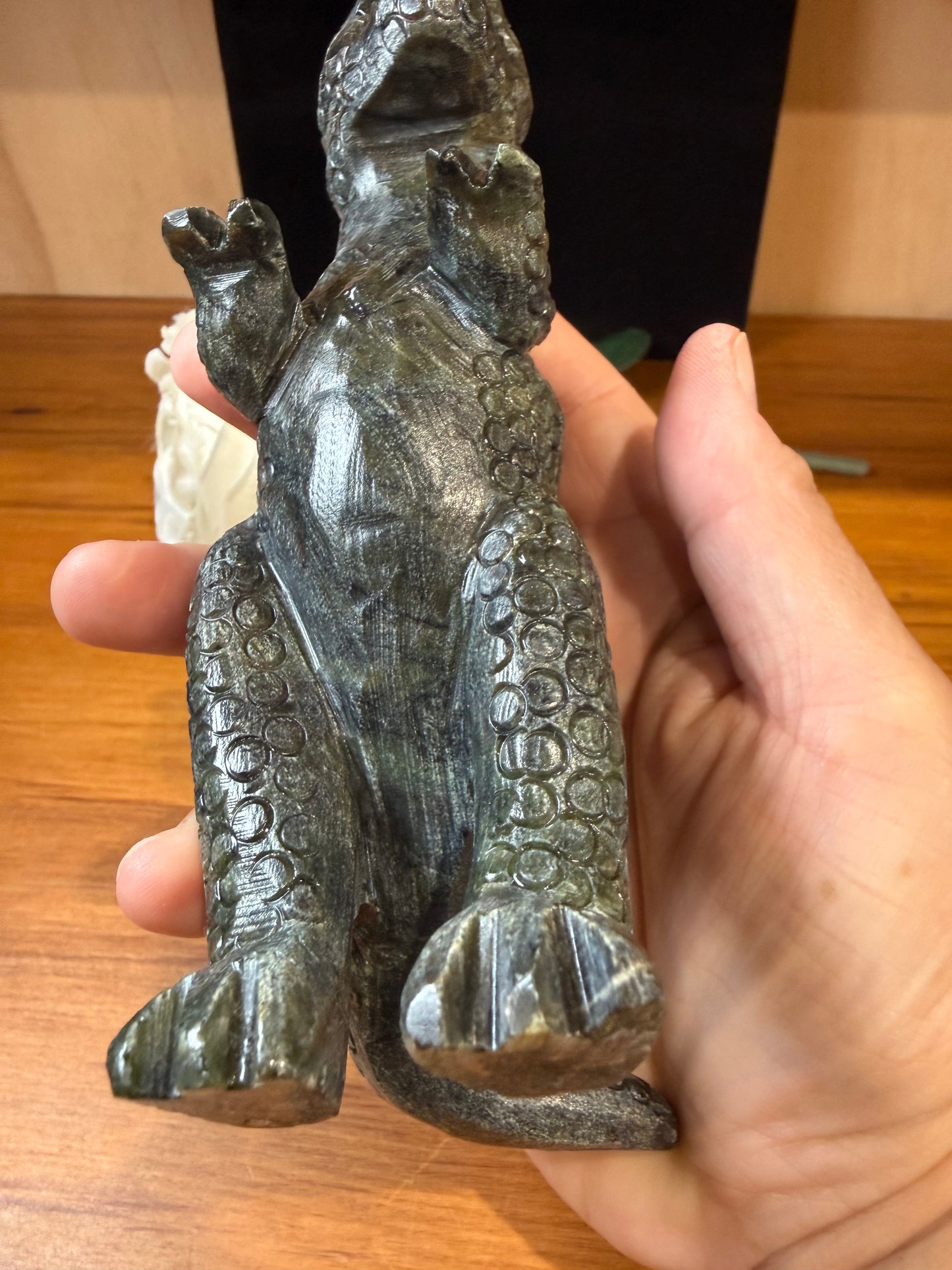 AMAZING SEPTARIAN JADE TYRANNOSAURUS REX (T-REX)