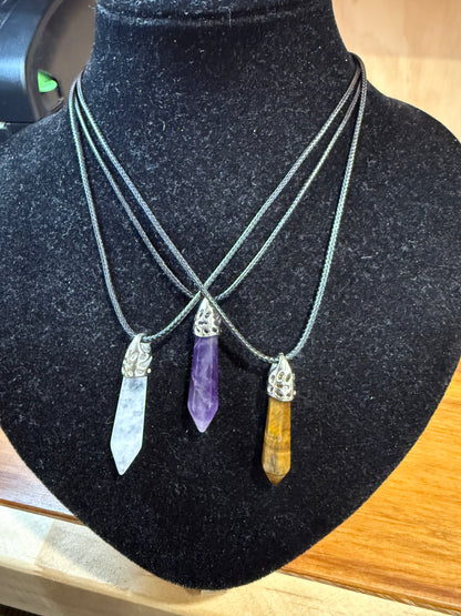 CRYSTAL PENDANTS/NECKLACES
