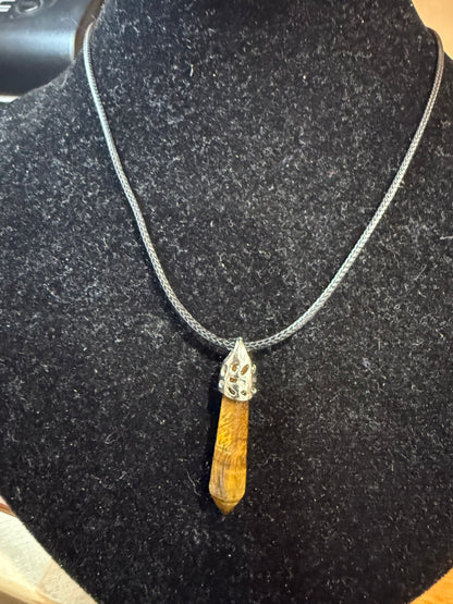 CRYSTAL PENDANTS/NECKLACES