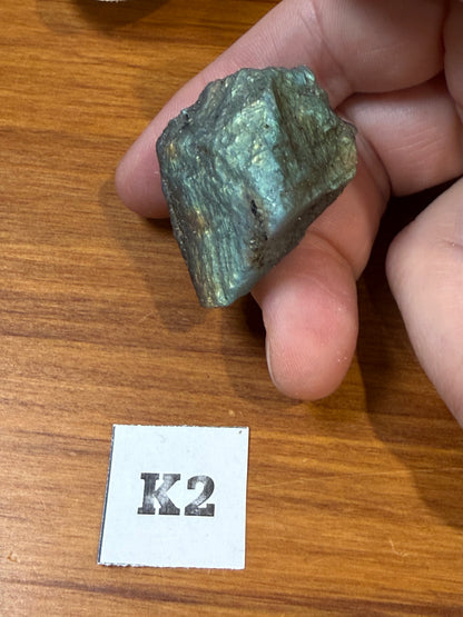 LABRADORITE RAW (SMALL)