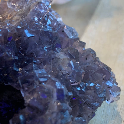 BLACK FLUORITE RAWS (UV ACTIVE)