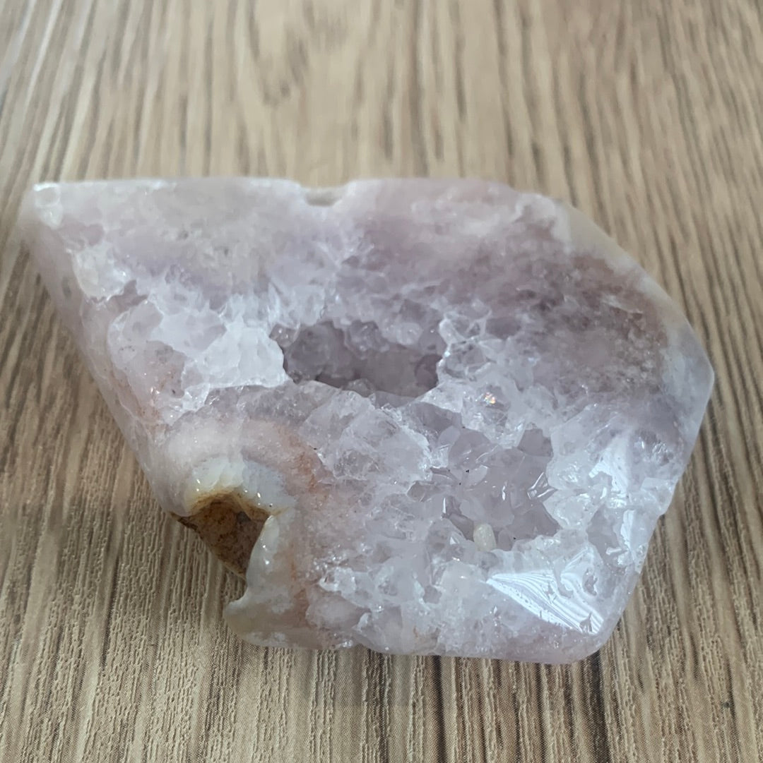 FLOWER AGATE WITH PINK AMETHYST DIAMOND & STAND
