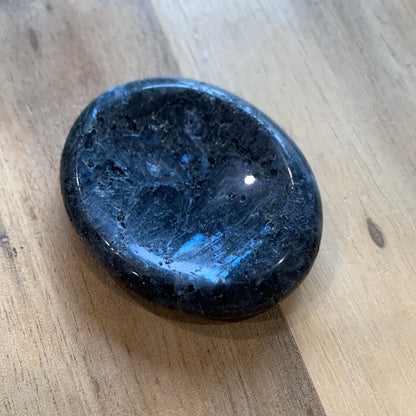 OVAL & TEAR DROP WORRY STONES