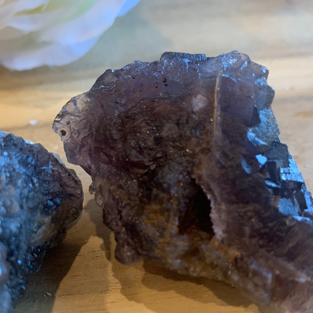 BLACK FLUORITE RAWS (UV ACTIVE)