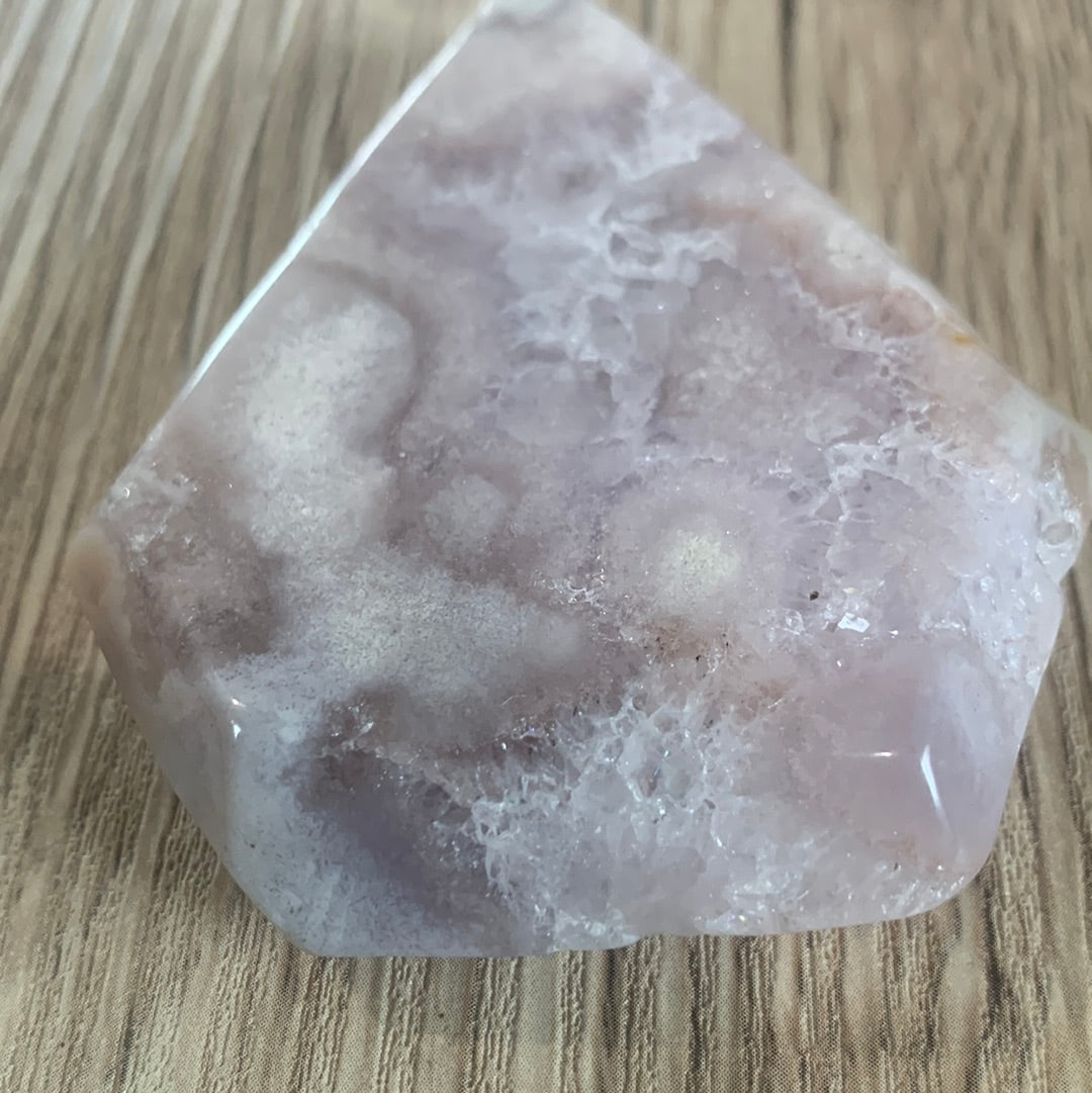 FLOWER AGATE WITH PINK AMETHYST DIAMOND & STAND