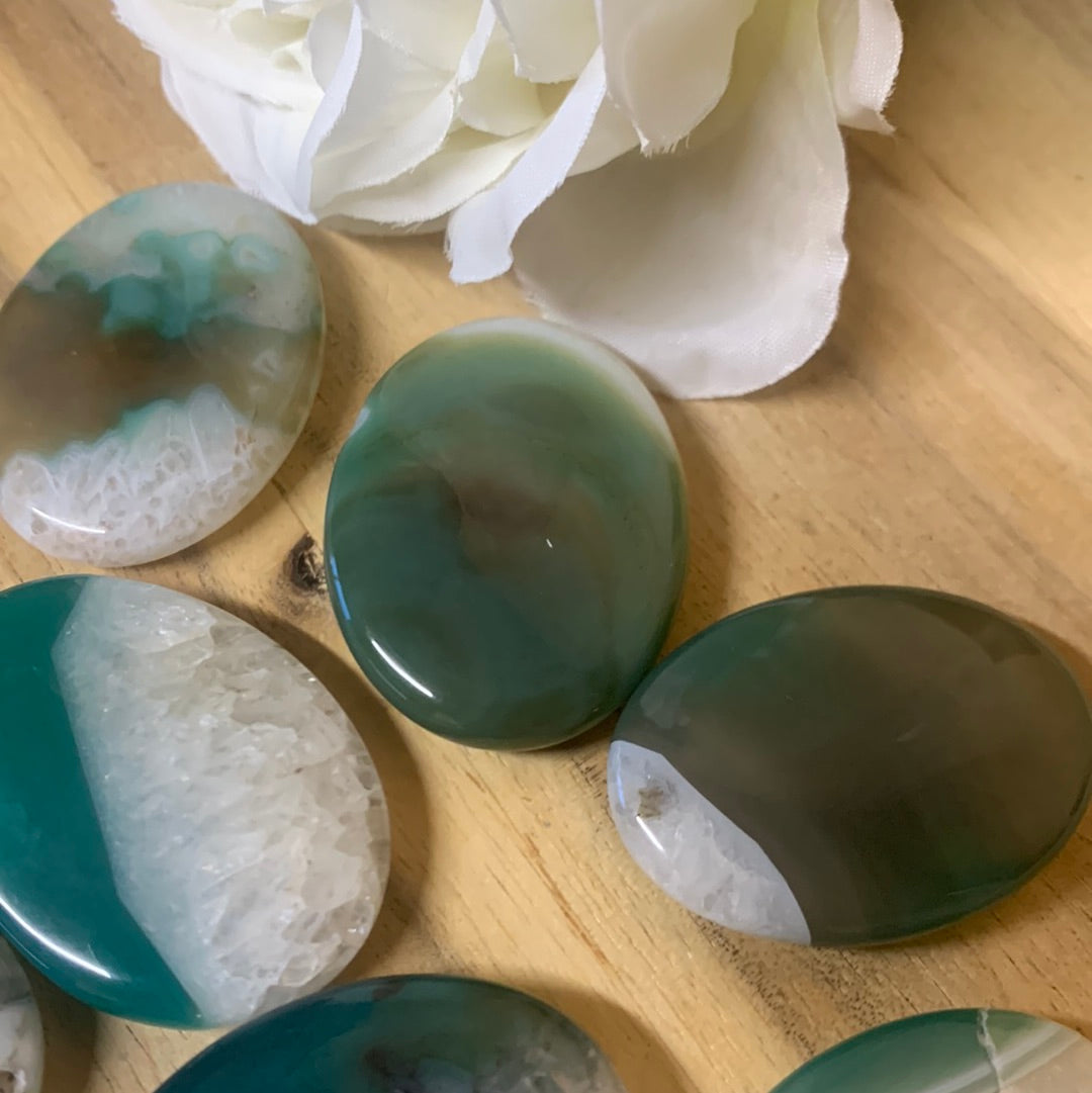 GREEN AGATE PALM STONES