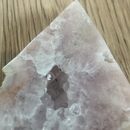 FLOWER AGATE WITH PINK AMETHYST DIAMOND & STAND