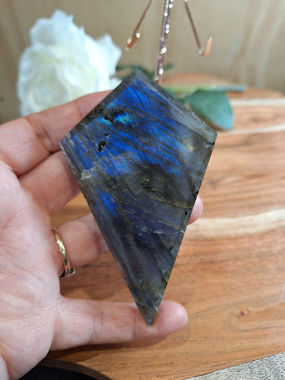 LABRADORITE DIAMONDS