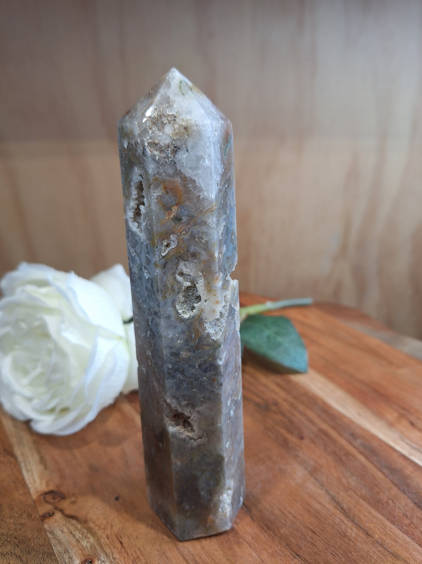 AGATE MOSS TOWER (SLIGHT LEAN, PRICED TO REFLECT THIS)