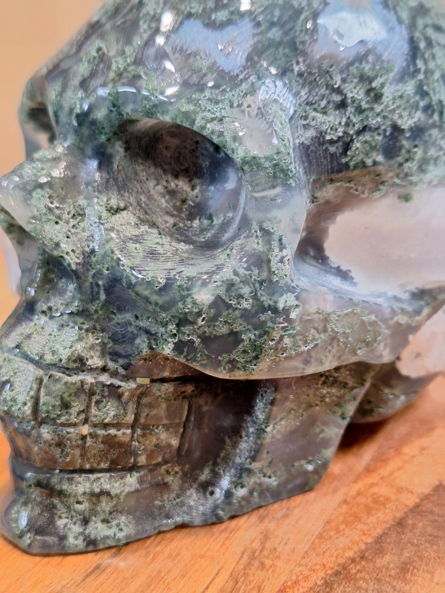 MOSS AGATE SKULL (OVER 1 kg!!!)