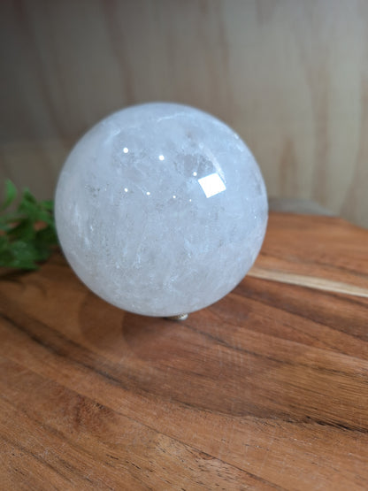 CLEAR QUARTZ SPHERE