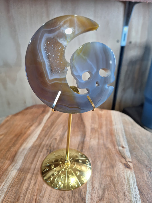 DRUUZY AGATE MOON SKULL ON ASTROLOGICAL GOLD STAND