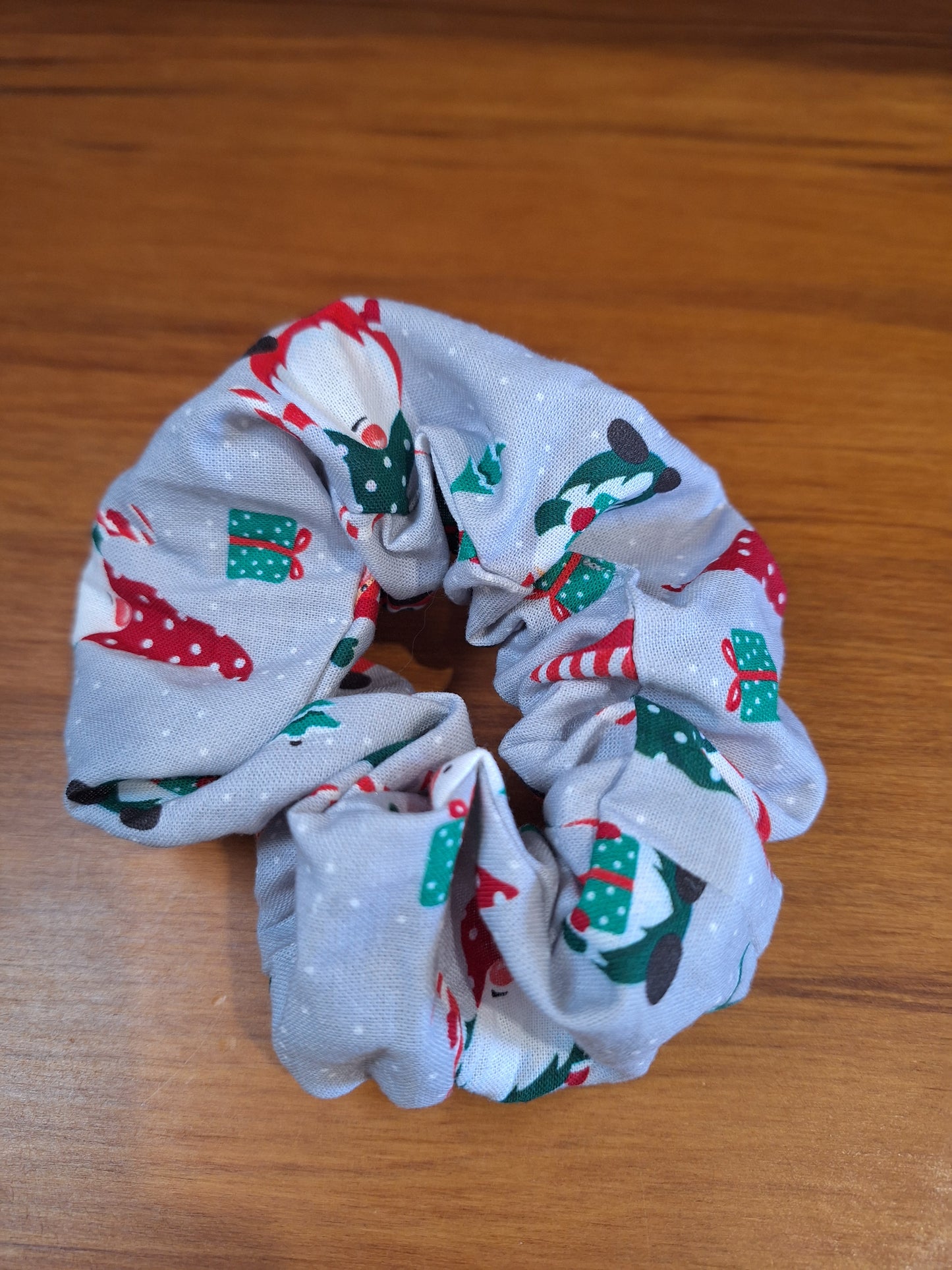 THEMED SCRUNCHIES