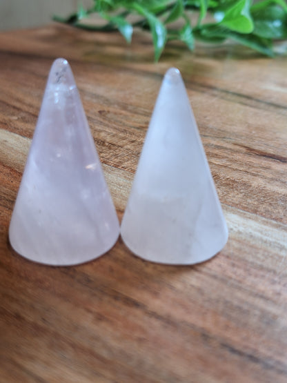 CRYSTAL RING HOLDERS