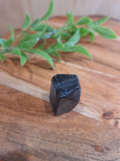 BLUE TIGERS EYE POLISHED RAWS (WARIOUS SIZES & SHAPES)