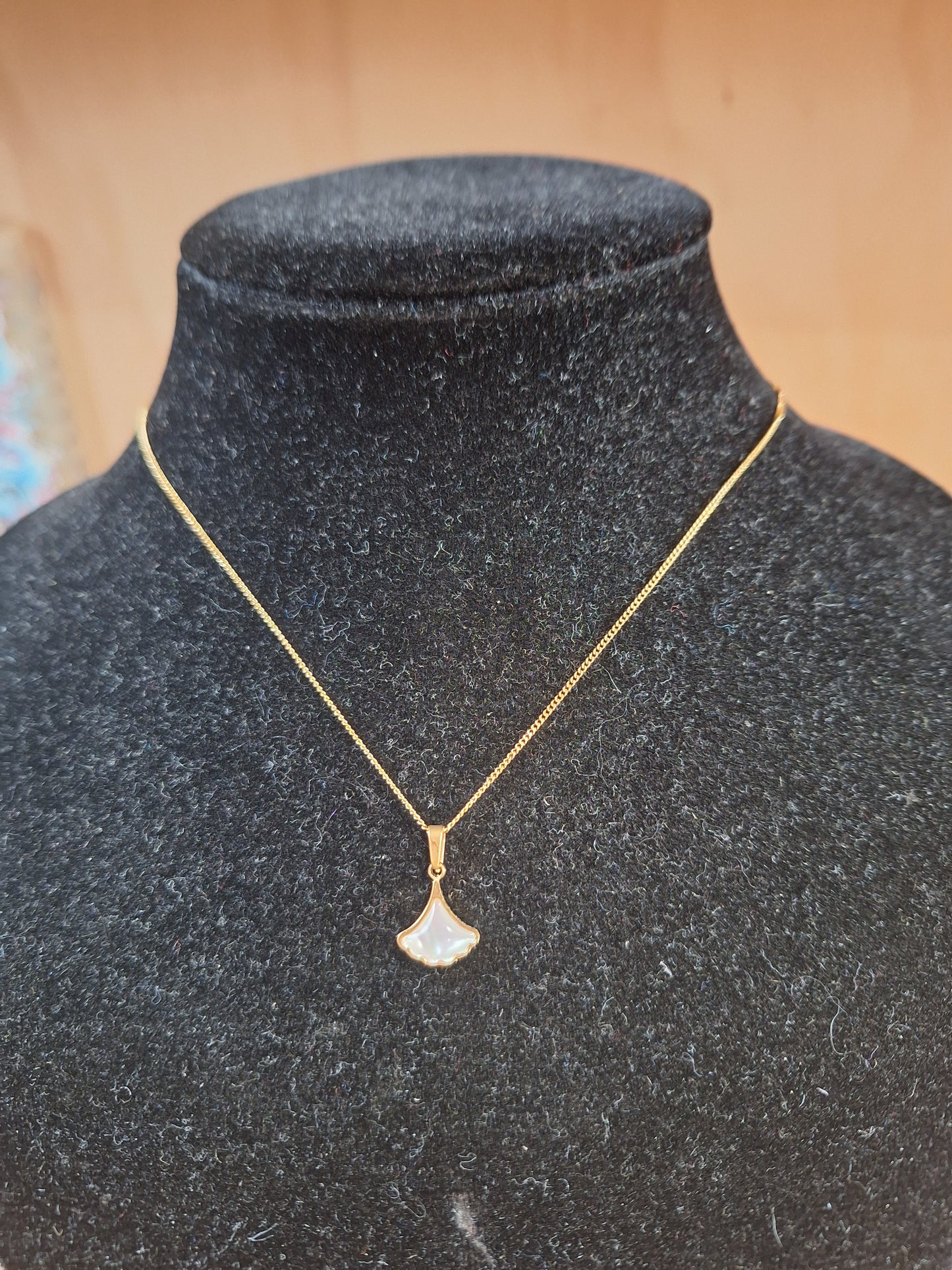 NON CRYSTAL JEWELLERY