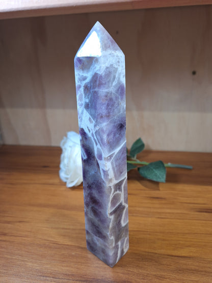 DREAM AMETHYST TOWER (CHEVRON AMETHYST)