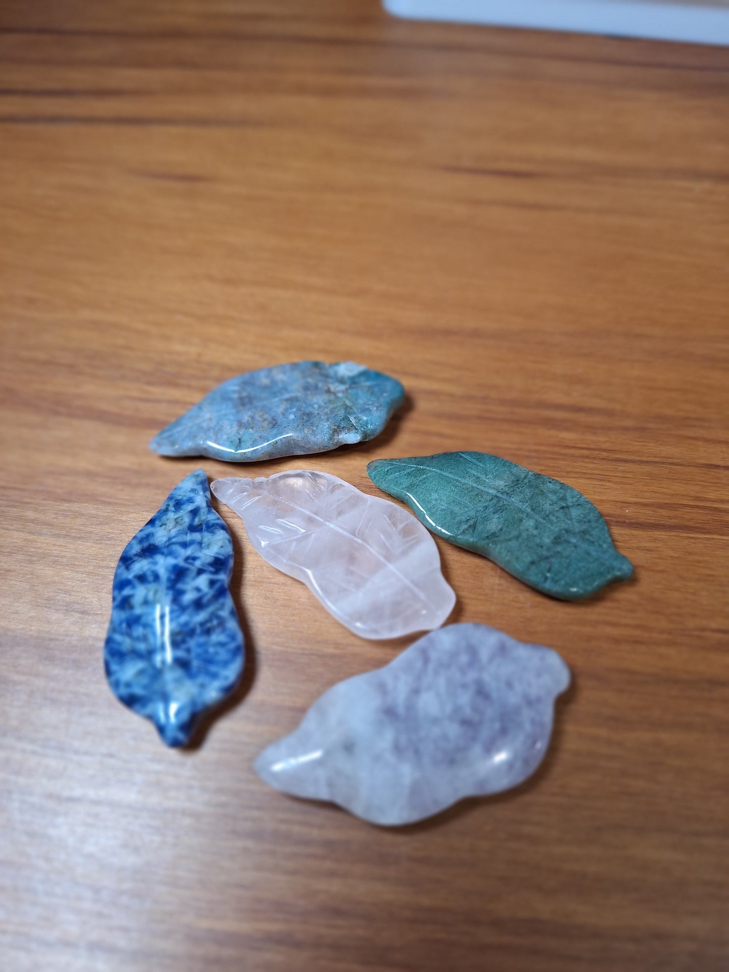CRYSTAL LEAVES