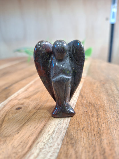 CRYSTAL ANGELS (MEDIUM)