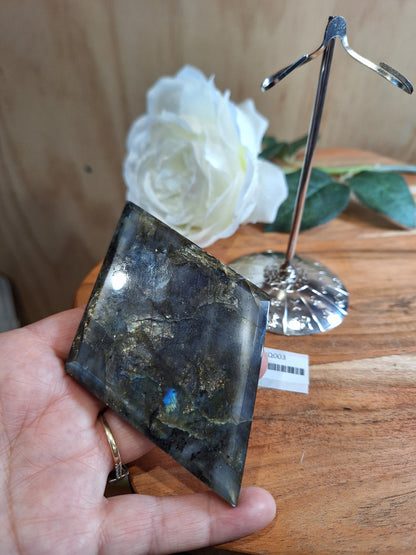 LABRADORITE DIAMONDS