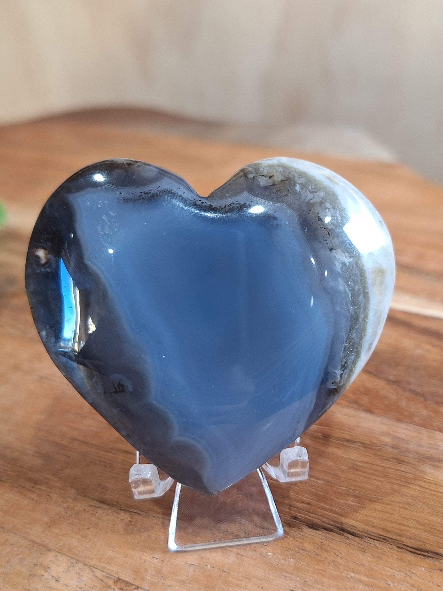 VOLCANO AGATE HEARTS