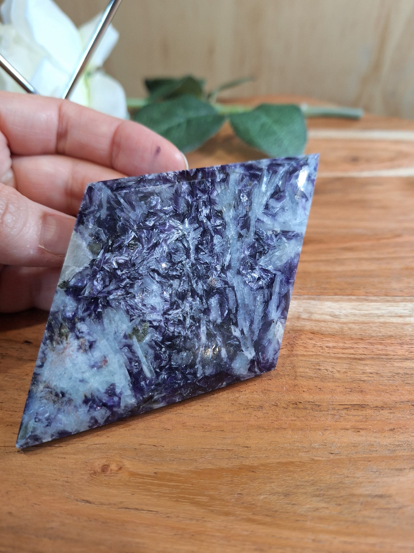 PURPLE MICA DIAMOND WITH STAND
