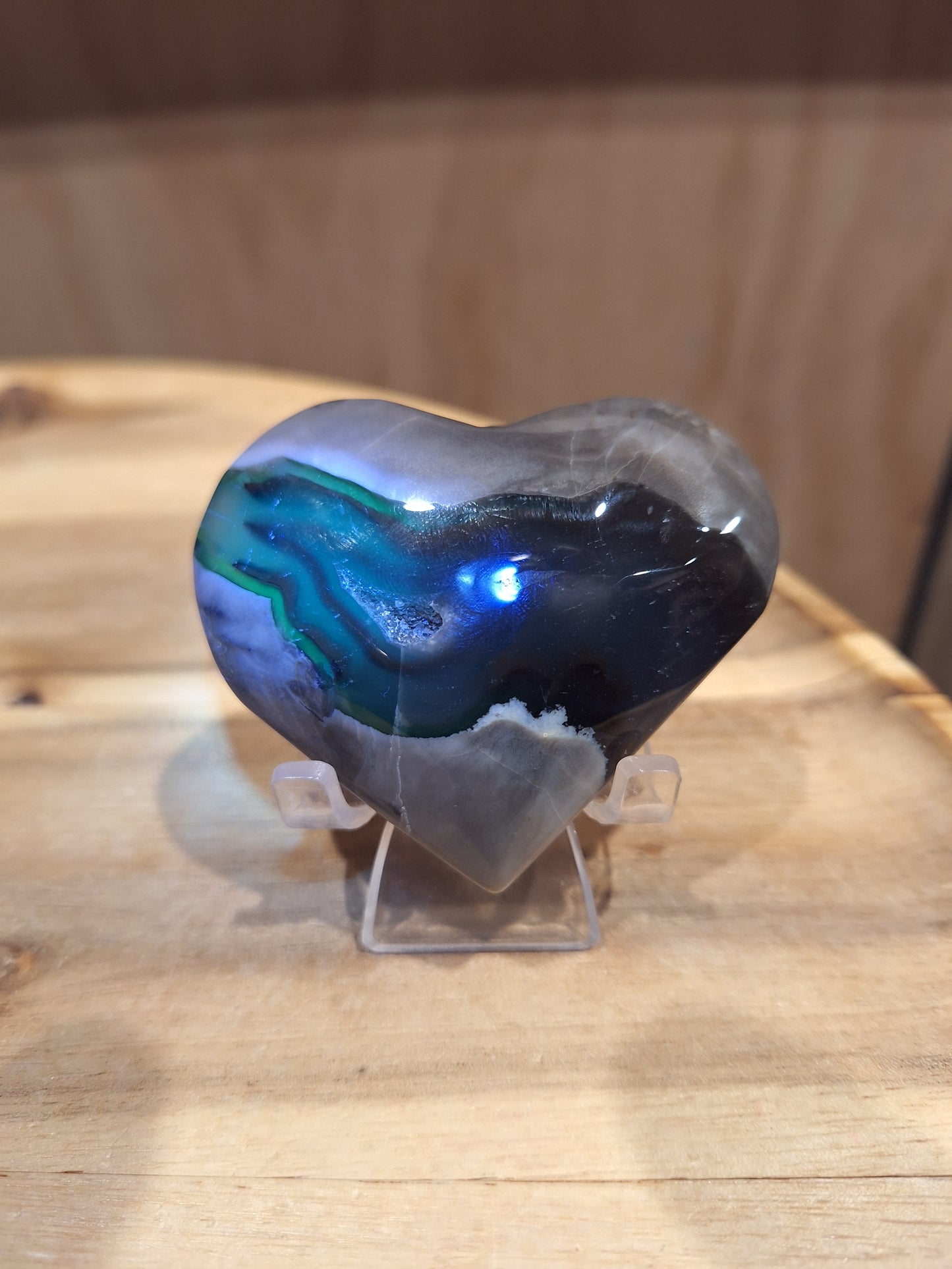 VOLCANO AGATE HEART