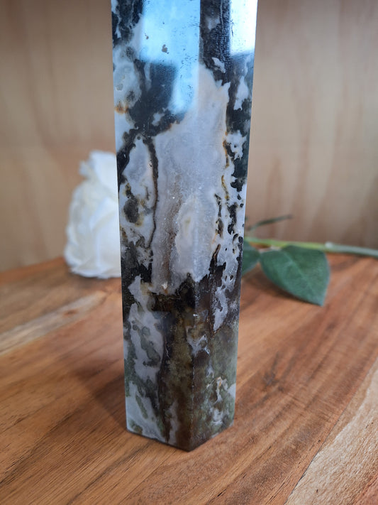 AGATE MOSS TOWER