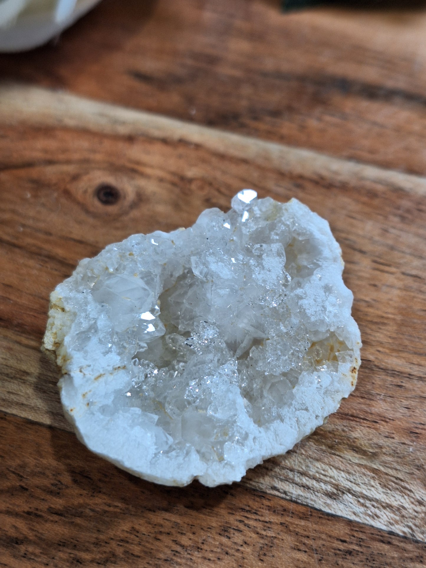 QUARTZ CLUSTER GEODE