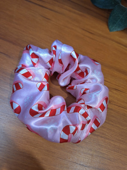 THEMED SCRUNCHIES